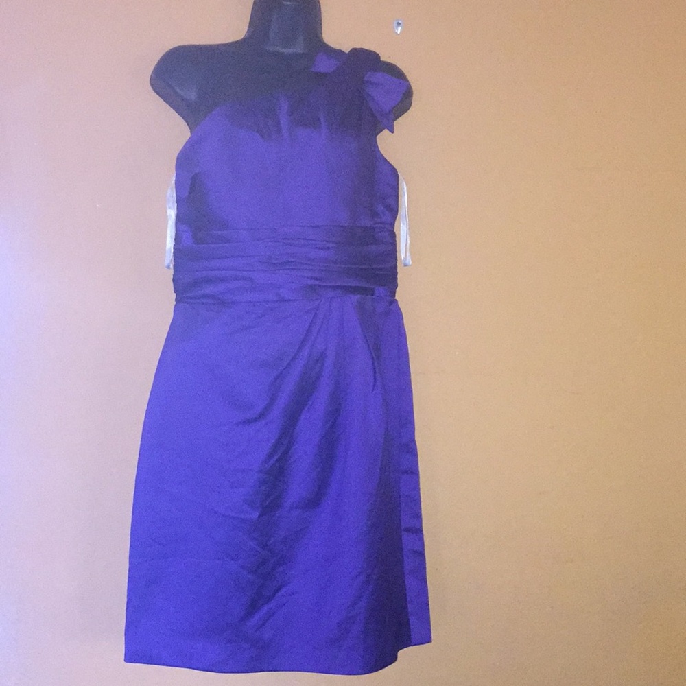 David’s Bridal Satin purple one shoulder dress - Picture 2 of 3